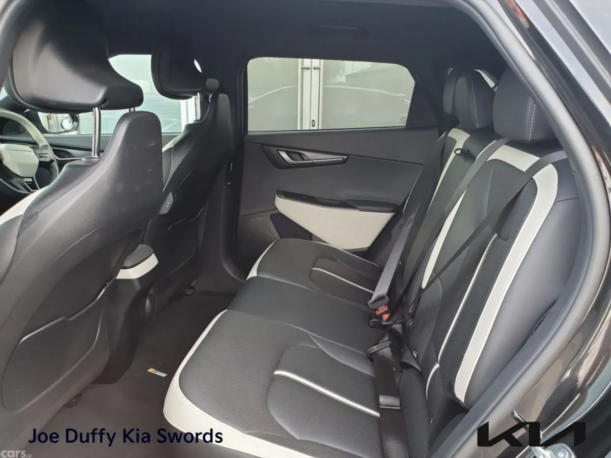 Kia EV6 Hatchback, Electric, 2025, Black