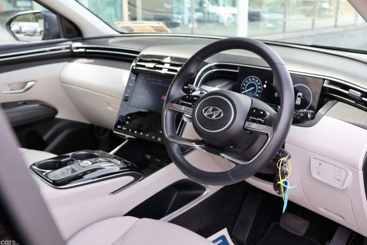 Hyundai Tucson SUV, Petrol Hybrid, 2021, Black