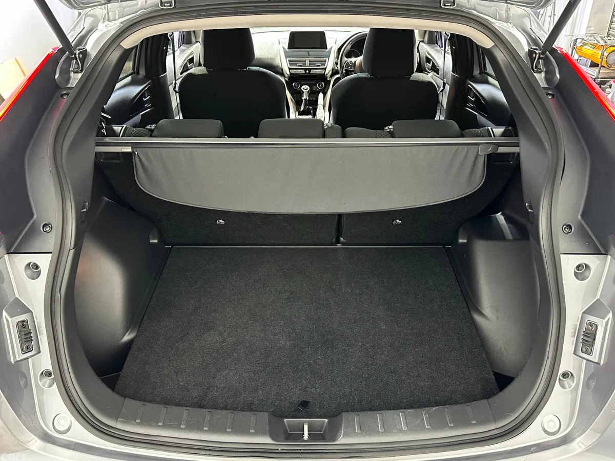 Mitsubishi Eclipse Cross Estate/Jeep, Petrol, 2018, Grey