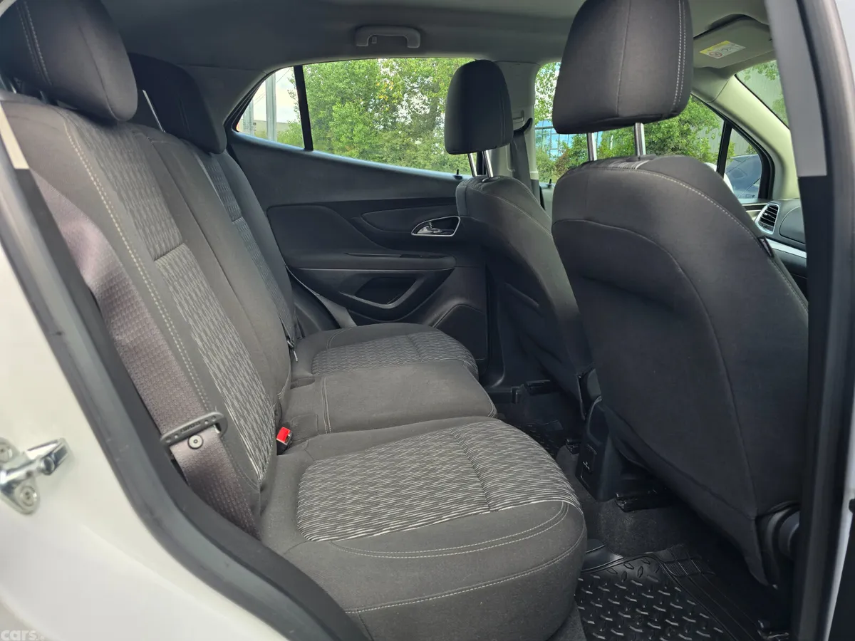 Opel Mokka Hatchback, Diesel, 2016, White