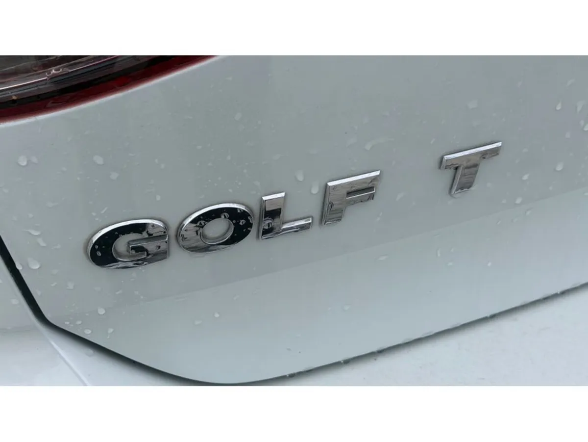Volkswagen Golf Hatchback, Petrol, 2016, White