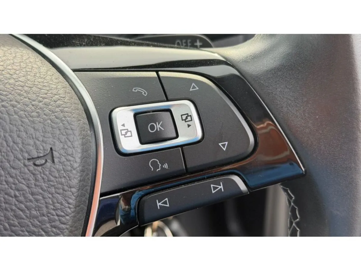 Volkswagen Golf Hatchback, Petrol, 2016, White