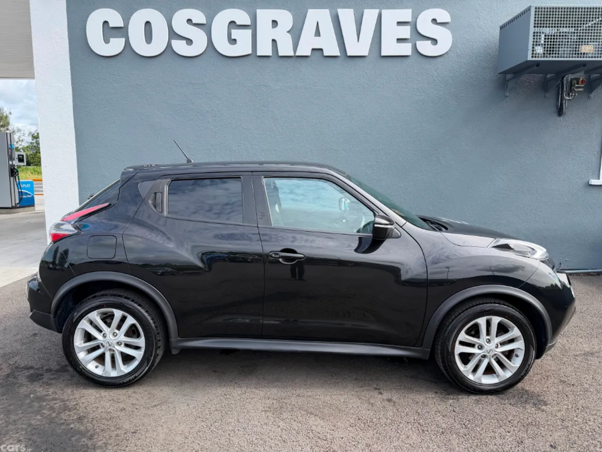 Nissan Juke Hatchback, Petrol, 2014, Black