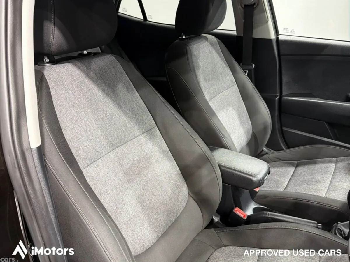 Kia Stonic Estate, Petrol, 2022, Black