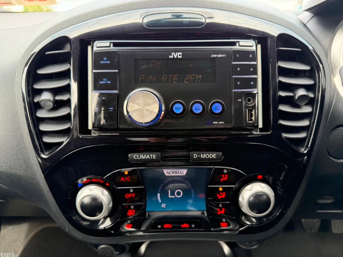Nissan Juke Hatchback, Petrol, 2014, Black