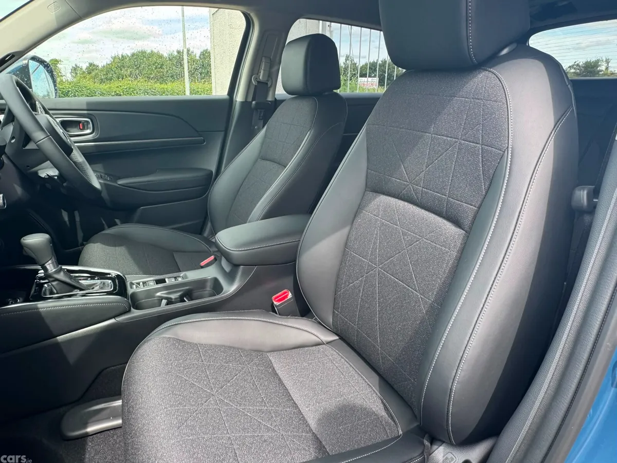 Honda HR-V Hatchback, Petrol Hybrid, 2026, Blue