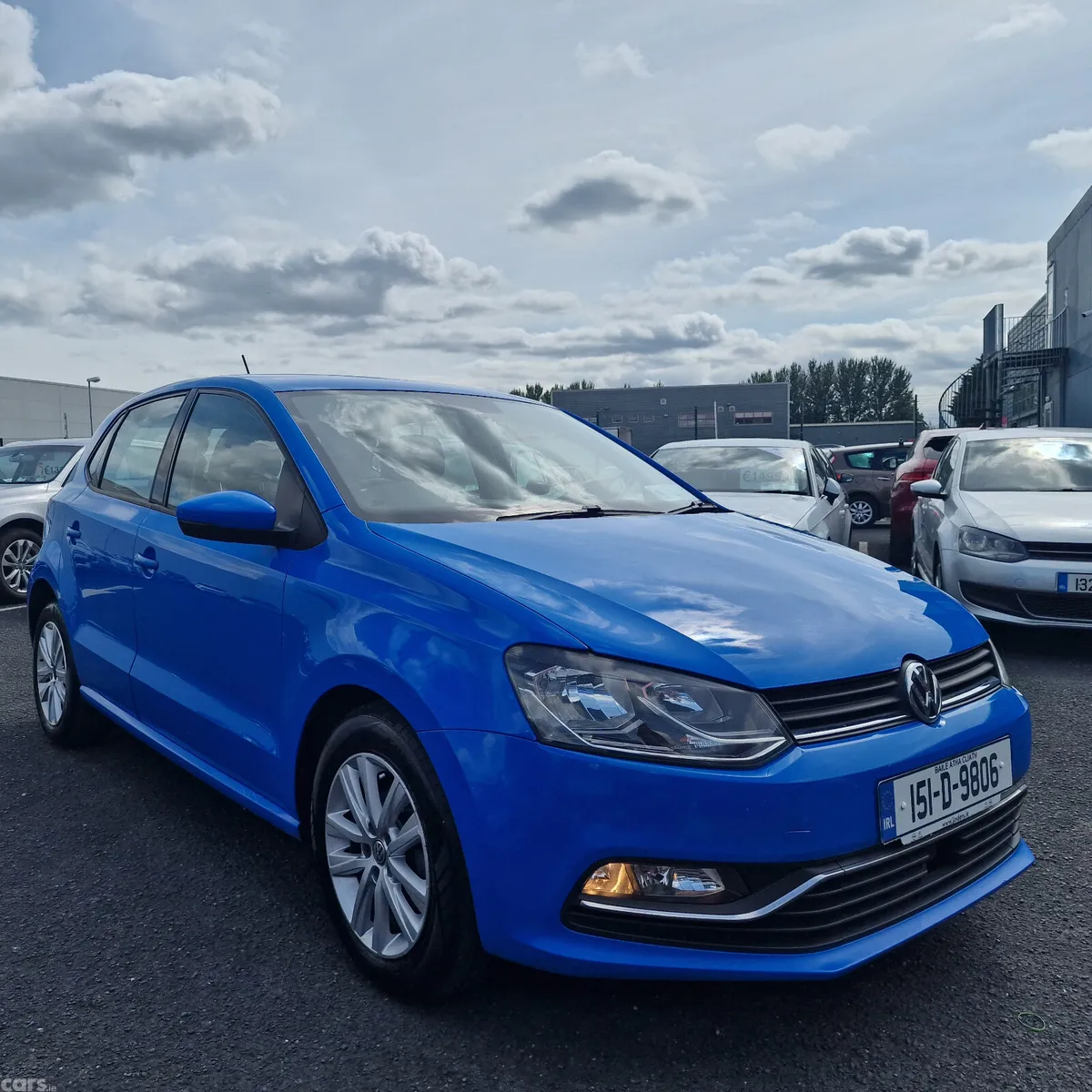 Volkswagen Polo Hatchback, Petrol, 2015, Blue