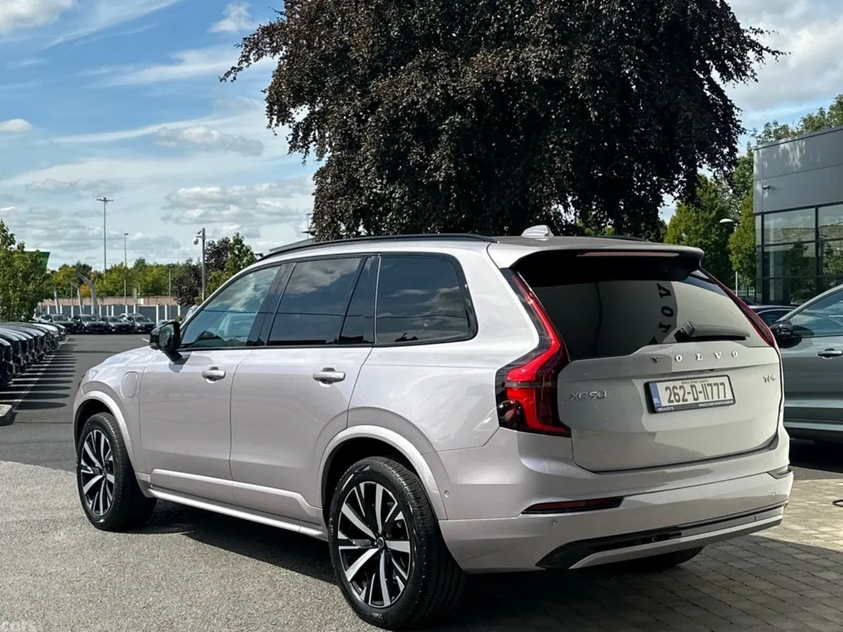 Volvo XC90 SUV, Petrol Plug-in Hybrid, 2026, Silver