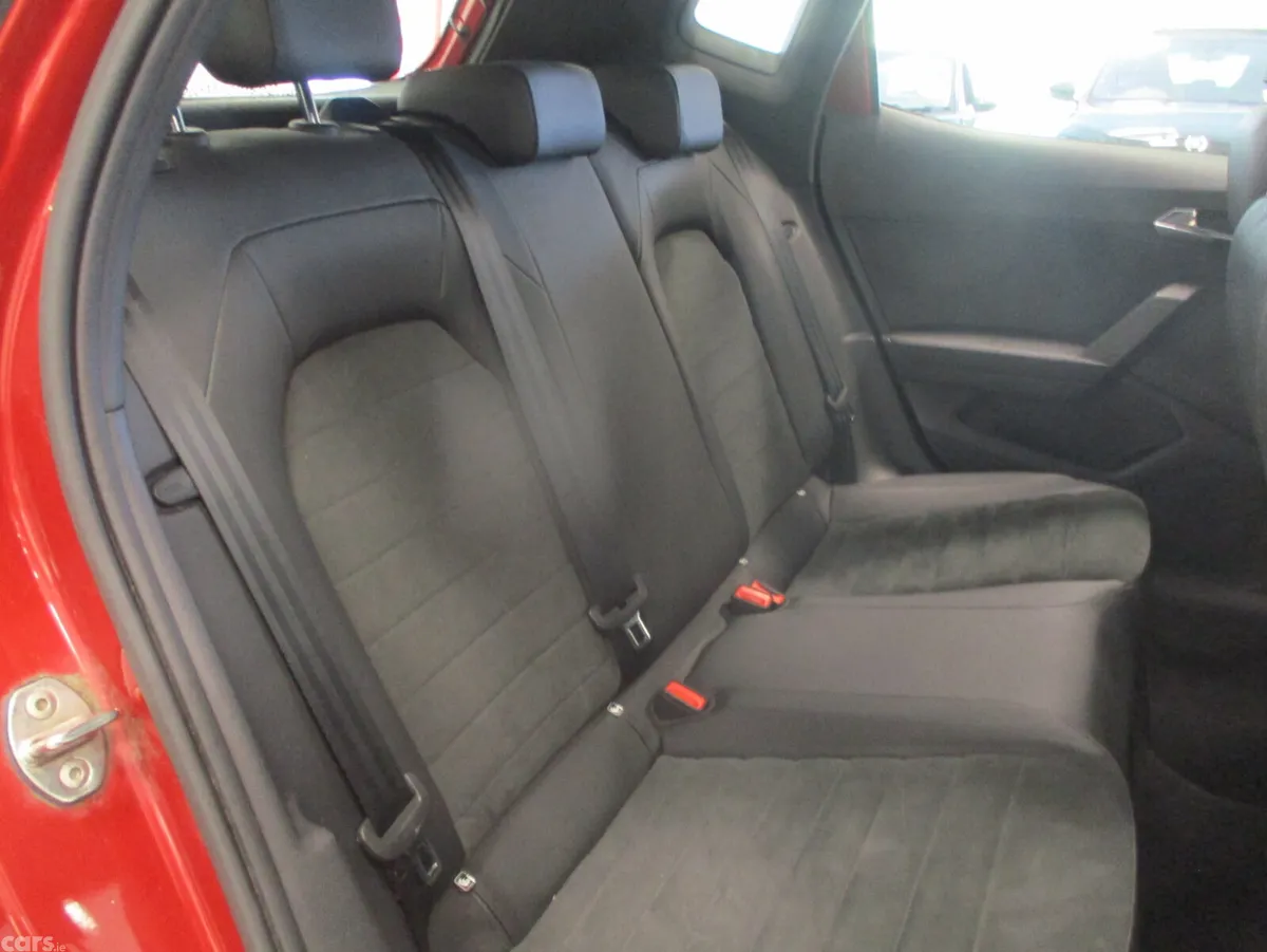 SEAT Arona SUV, Petrol, 2019, Red