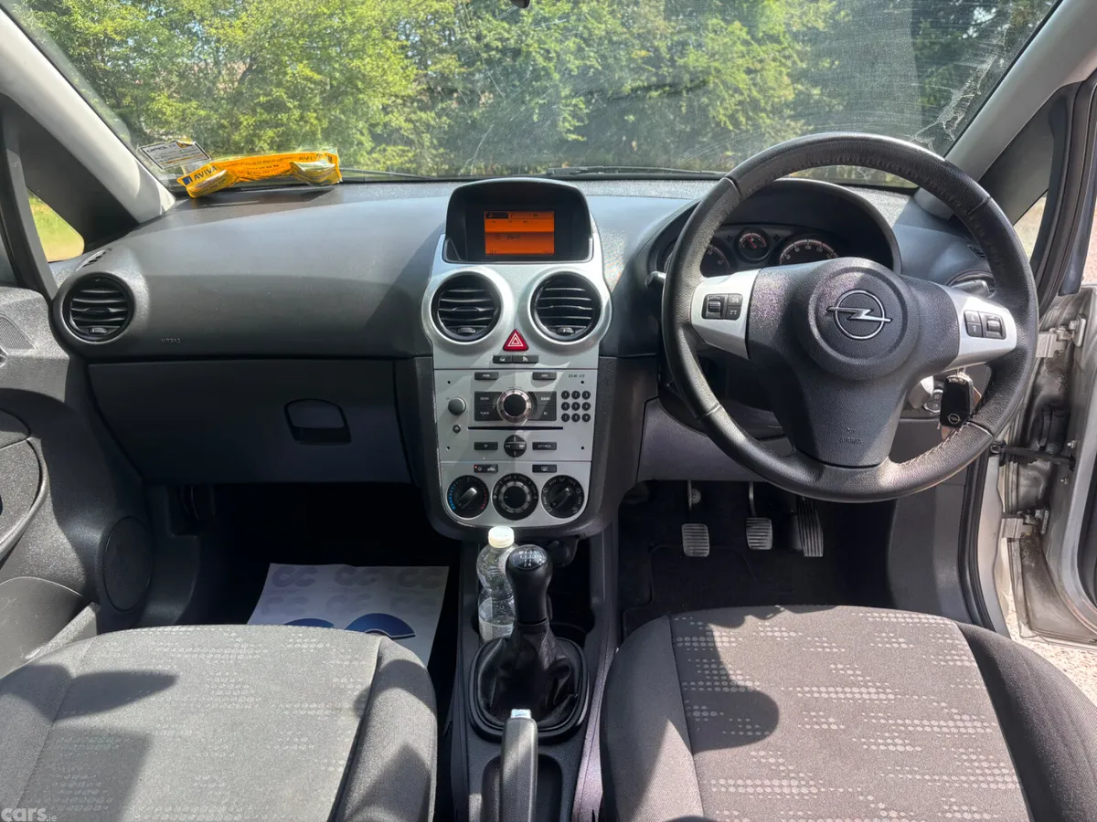 Opel Corsa Hatchback, Petrol, 2014, Silver