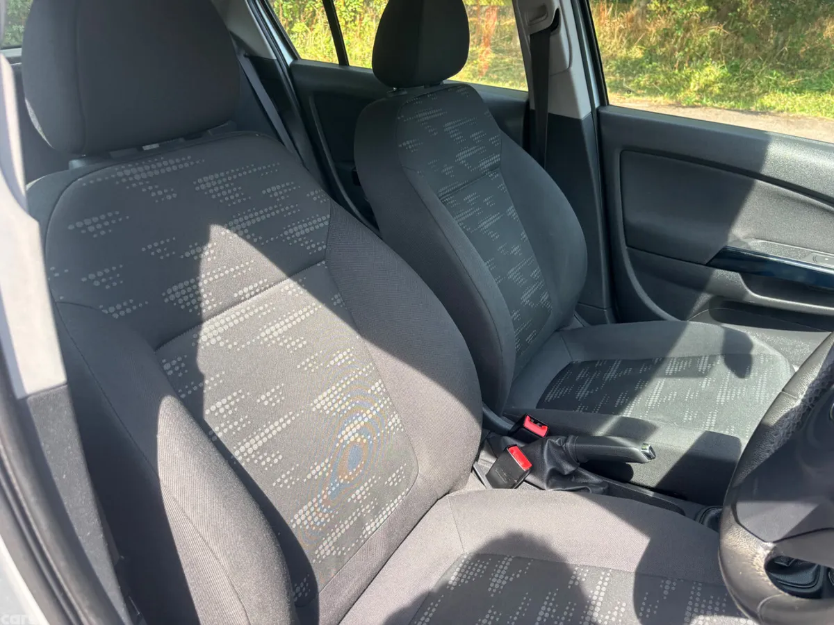 Opel Corsa Hatchback, Petrol, 2014, Silver