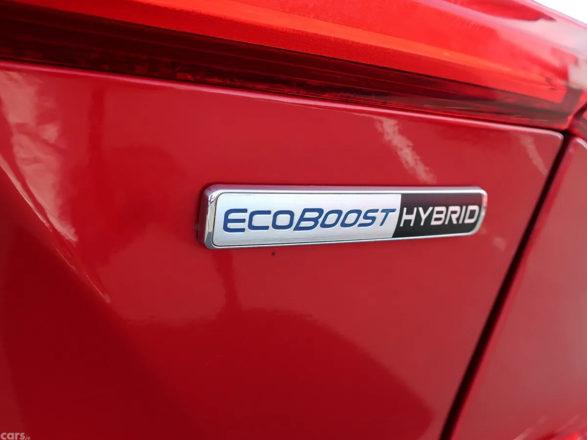 Ford Focus Hatchback, Petrol Hybrid, 2021, Red