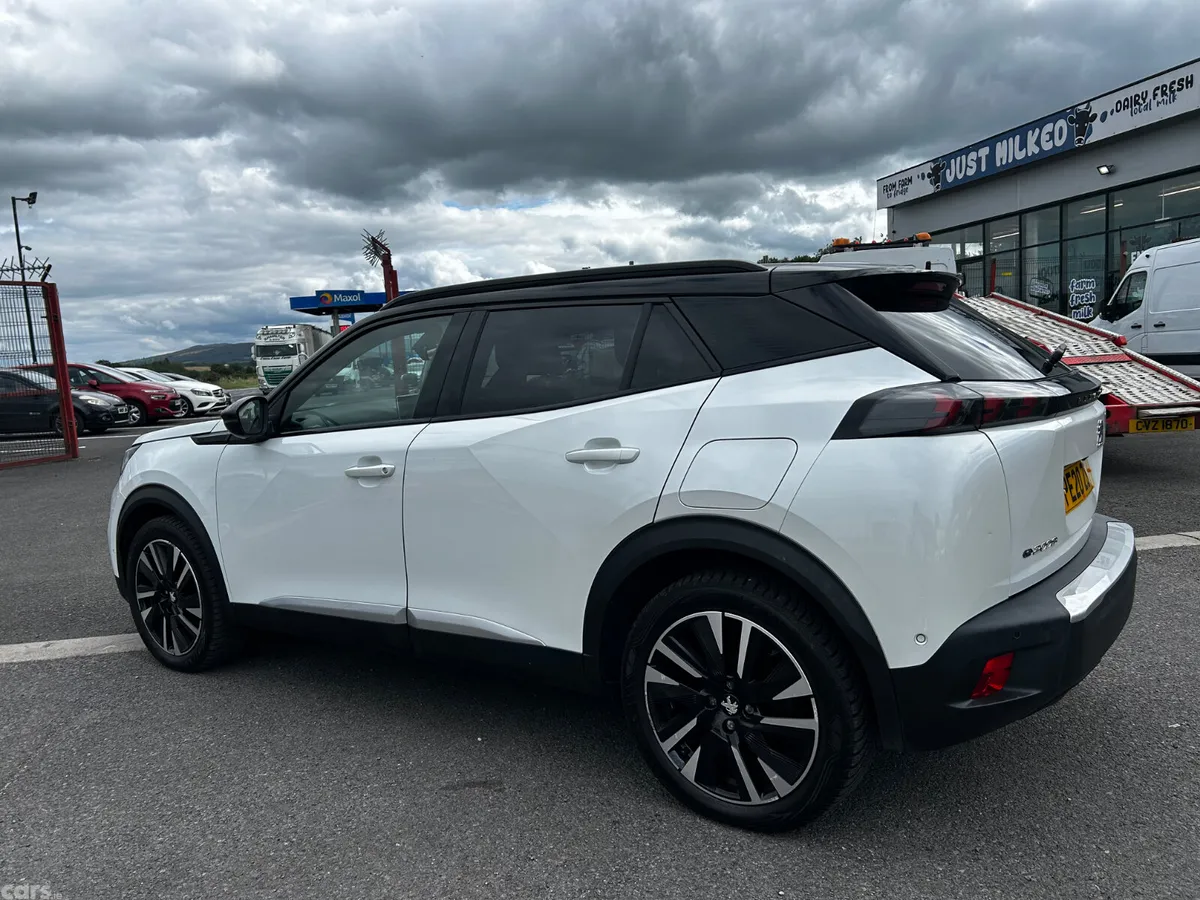 Peugeot 2008 SUV, Electric, 2020, White