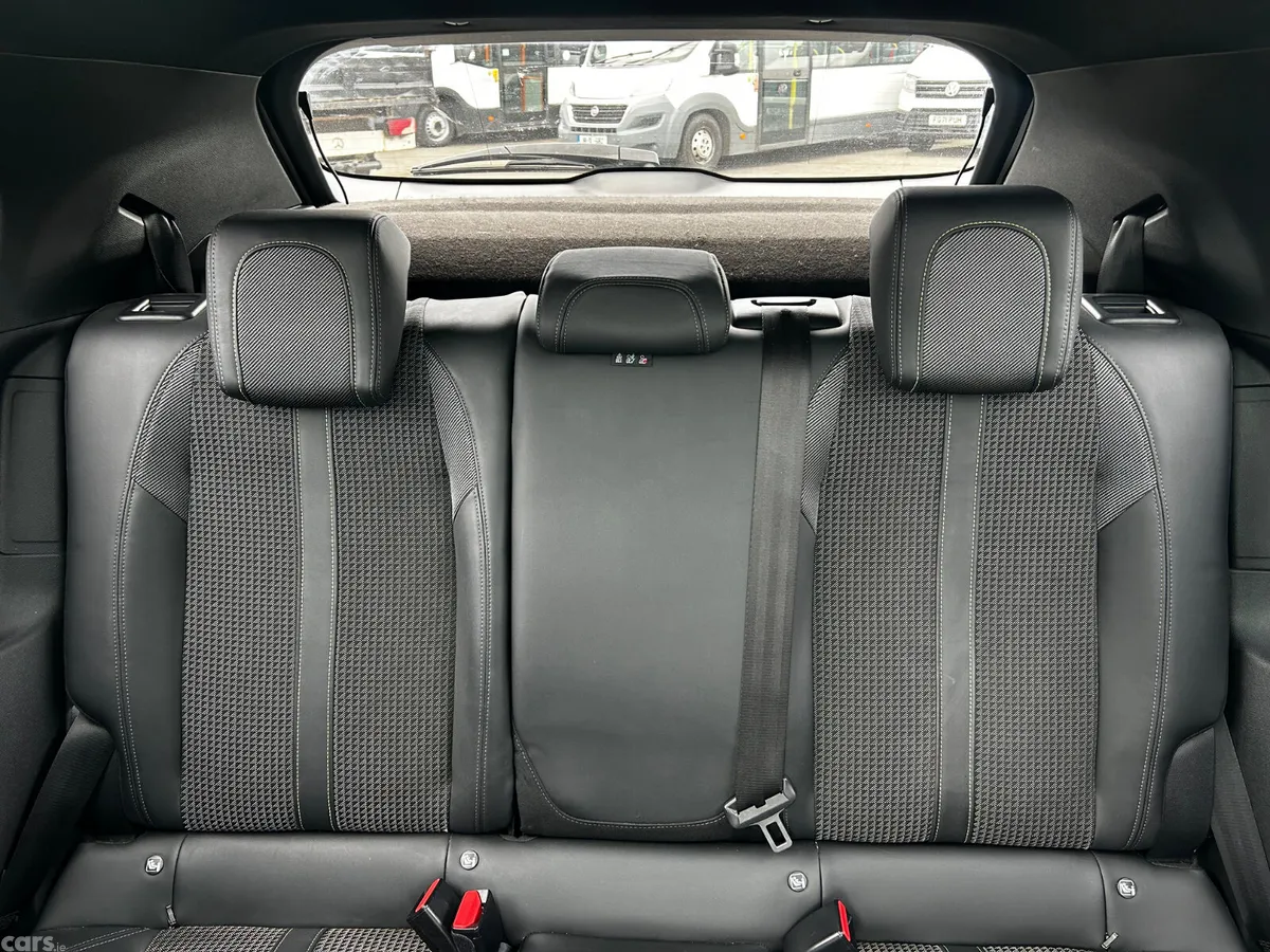 Peugeot 2008 SUV, Electric, 2020, White