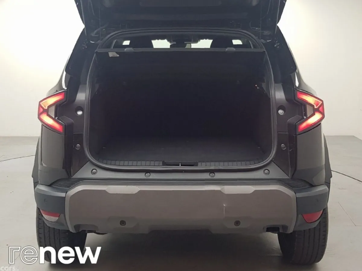 Dacia Duster SUV, Petrol Hybrid, 2025, Black