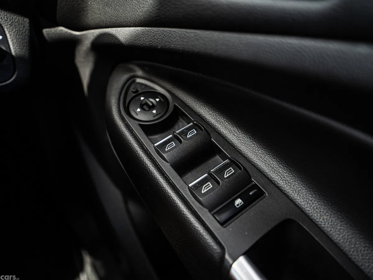 Ford Kuga SUV, Diesel, 2016, Black