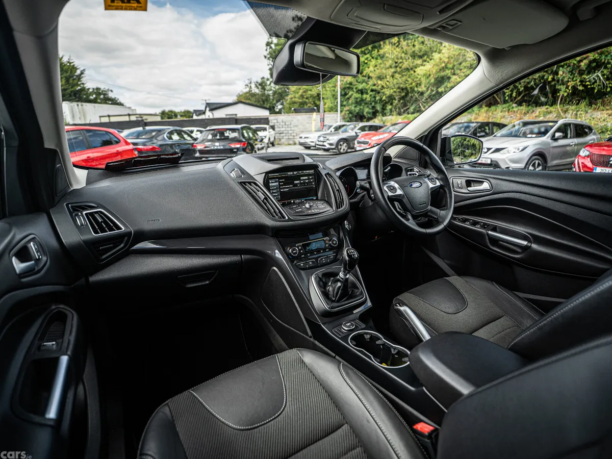 Ford Kuga SUV, Diesel, 2016, Black