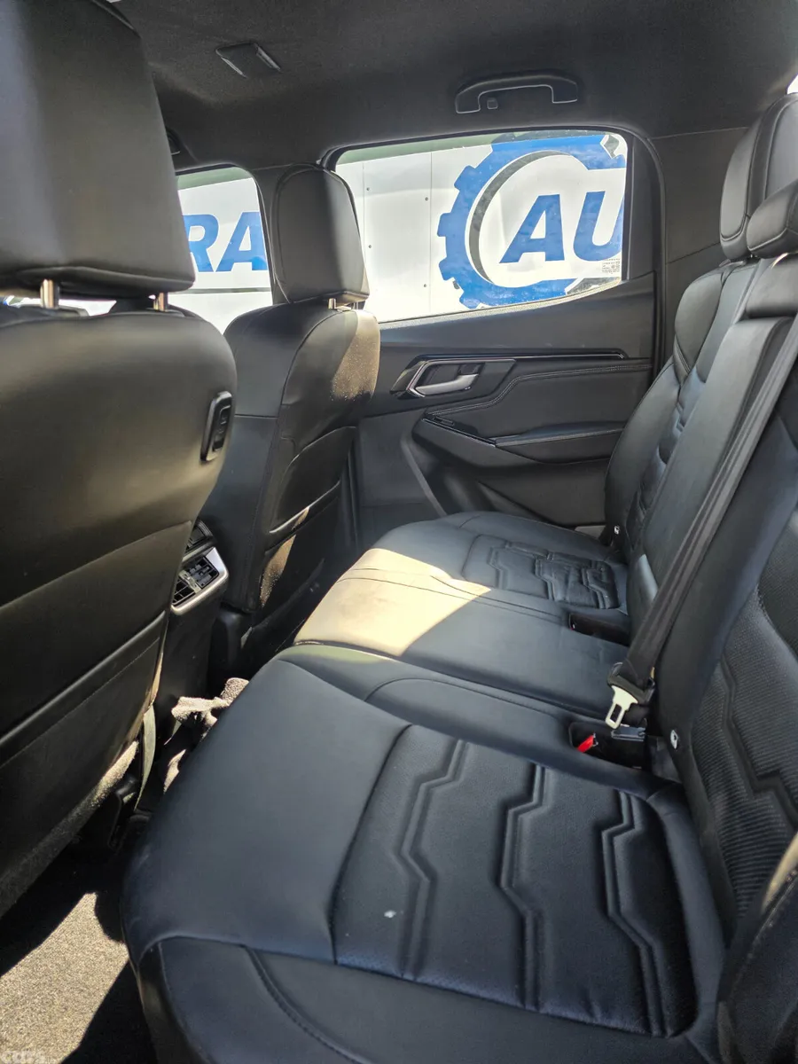 Isuzu D-Max Pick Up, Diesel, 2025, Silver
