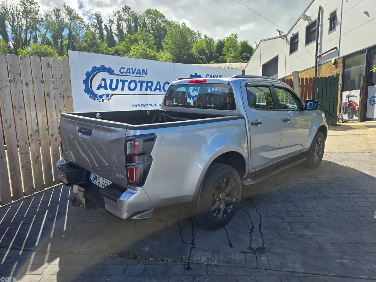 Isuzu D-Max Pick Up, Diesel, 2025, Silver