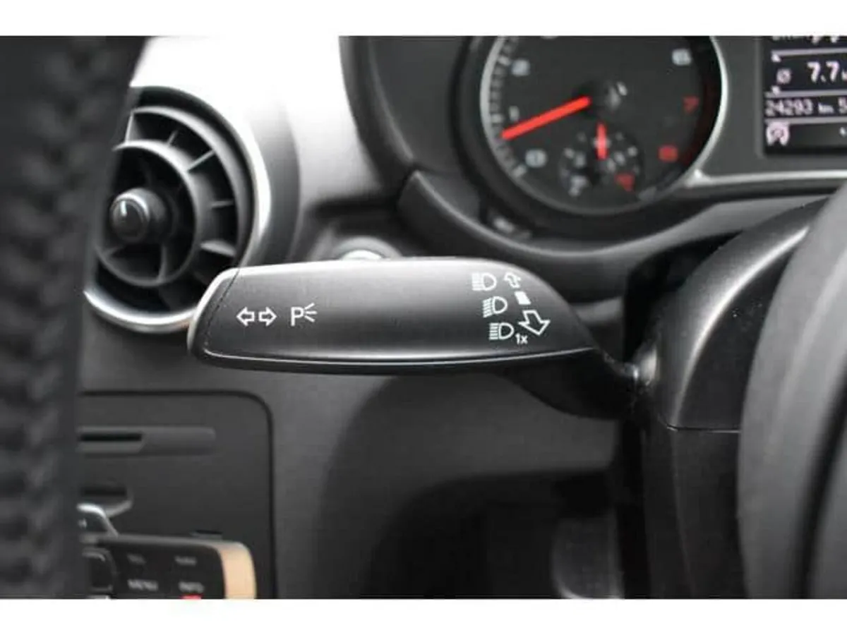 Audi A1 Hatchback, Petrol, 2013, Blue