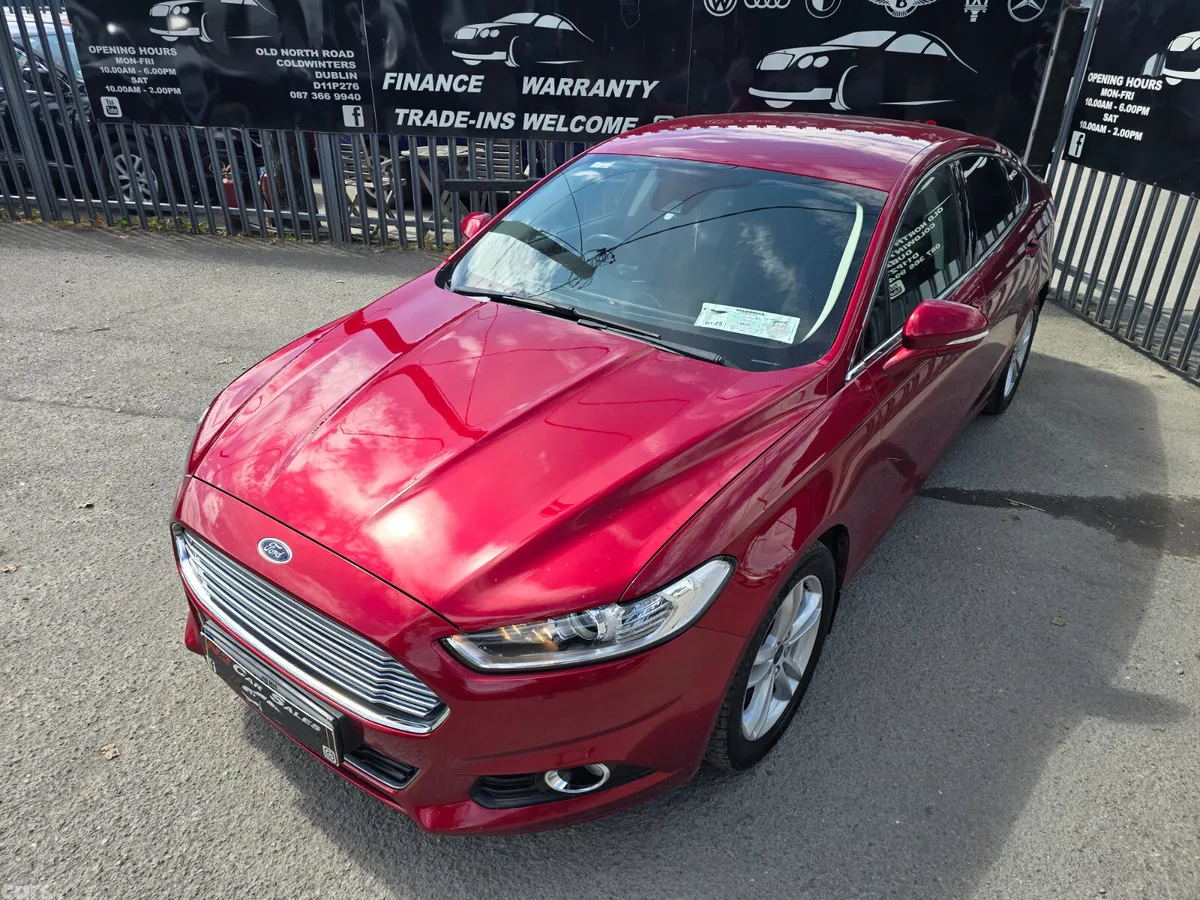Ford Mondeo Hatchback, Diesel, 2017, Red