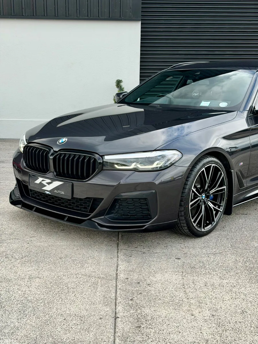BMW 5-Series Estate, Diesel, 2021, Grey
