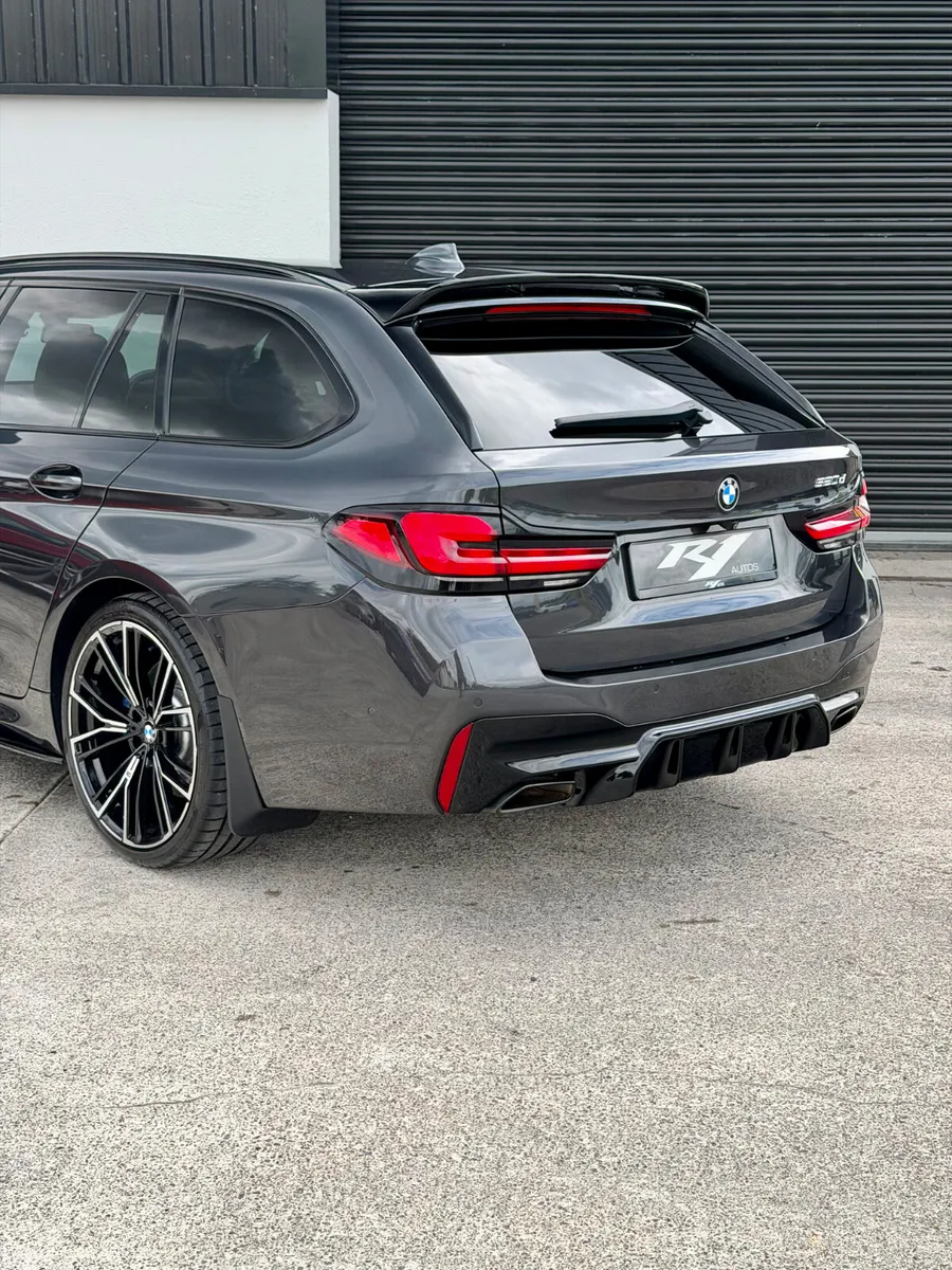 BMW 5-Series Estate, Diesel, 2021, Grey