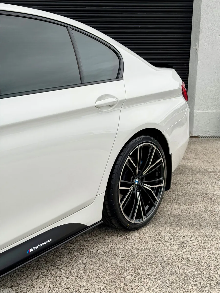 BMW 5-Series Saloon, Diesel, 2016, White