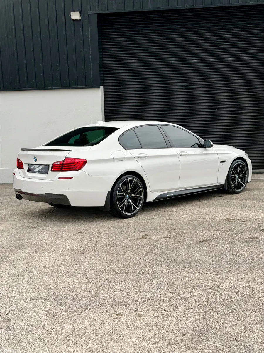 BMW 5-Series Saloon, Diesel, 2016, White