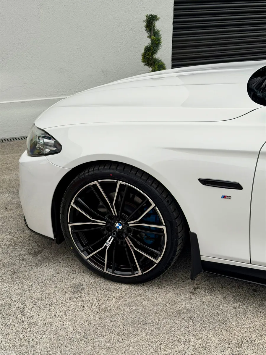 BMW 5-Series Saloon, Diesel, 2016, White