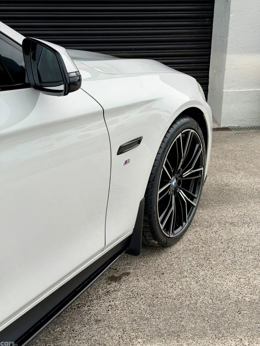 BMW 5-Series Saloon, Diesel, 2016, White