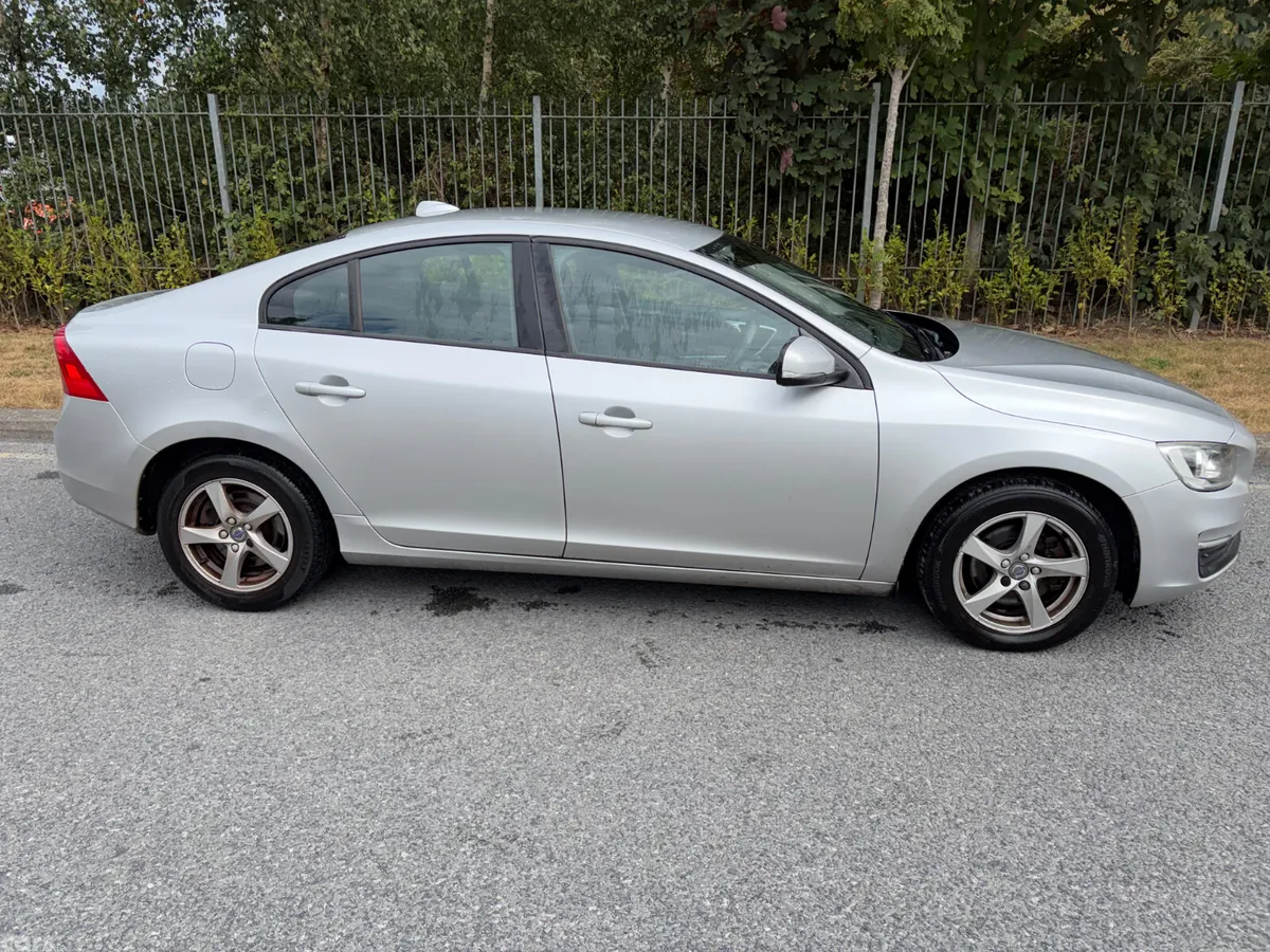 Volvo S60 Saloon, Diesel, 2016, Silver