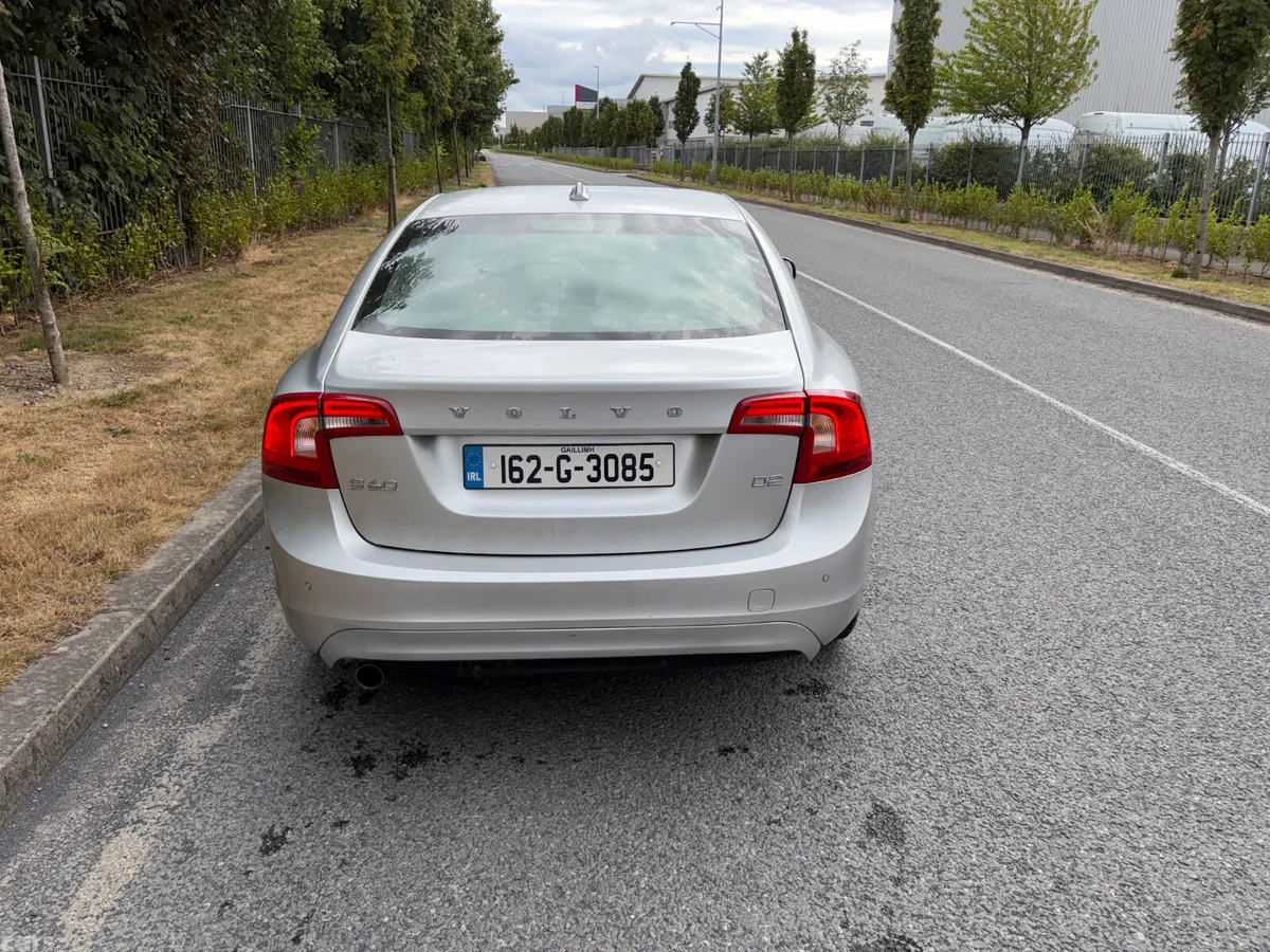 Volvo S60 Saloon, Diesel, 2016, Silver
