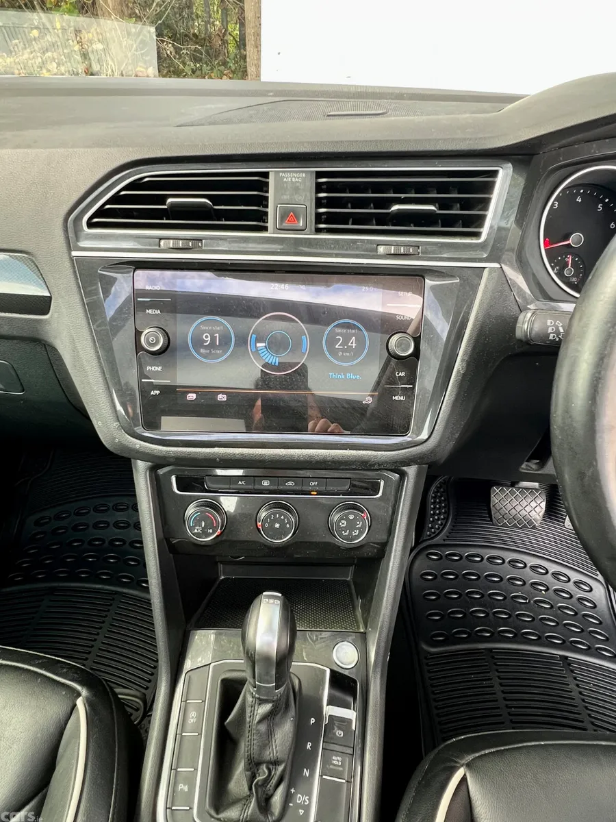 Volkswagen Tiguan SUV, Petrol, 2018, Black