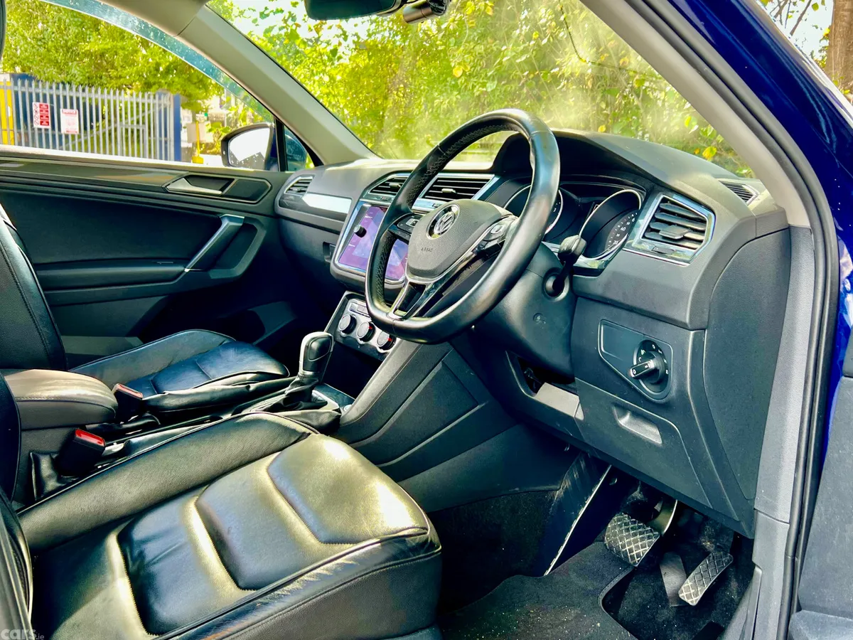Volkswagen Tiguan SUV, Petrol, 2018, Blue