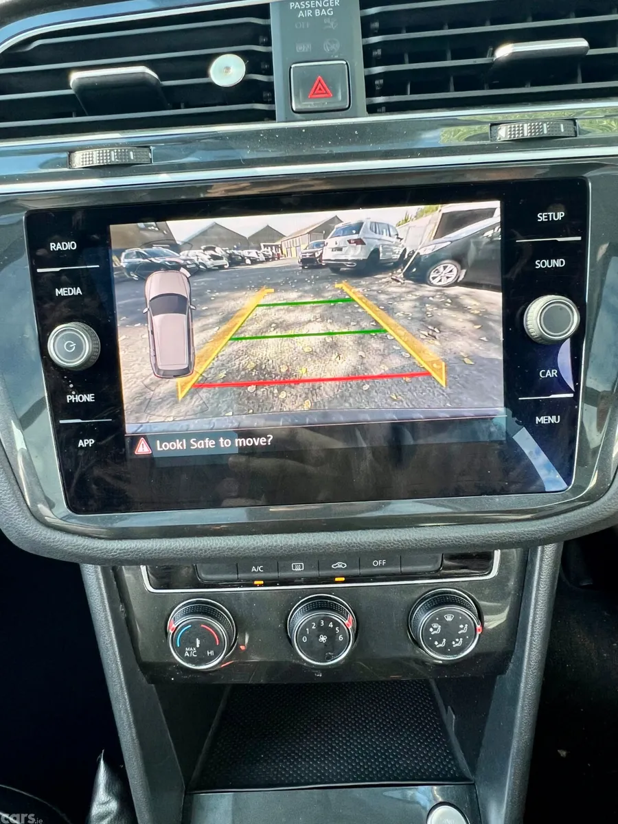Volkswagen Tiguan SUV, Petrol, 2018, Blue