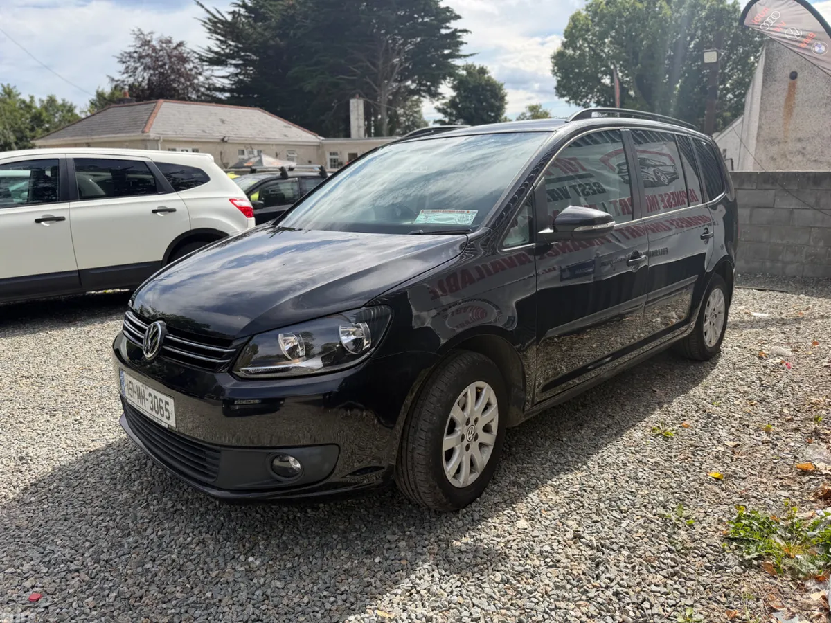 Volkswagen Touran MPV, Diesel, 2015, Black