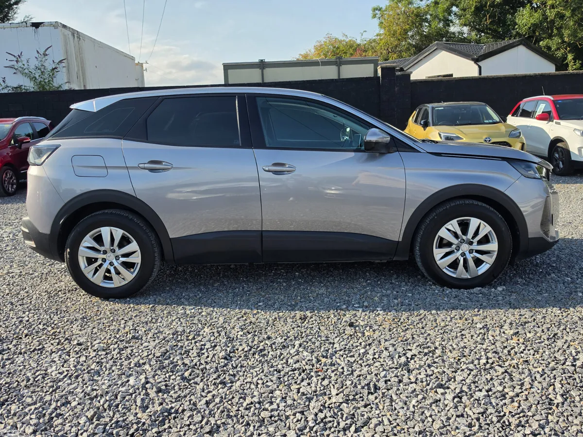 Peugeot 3008 MPV, Diesel, 2021, Grey