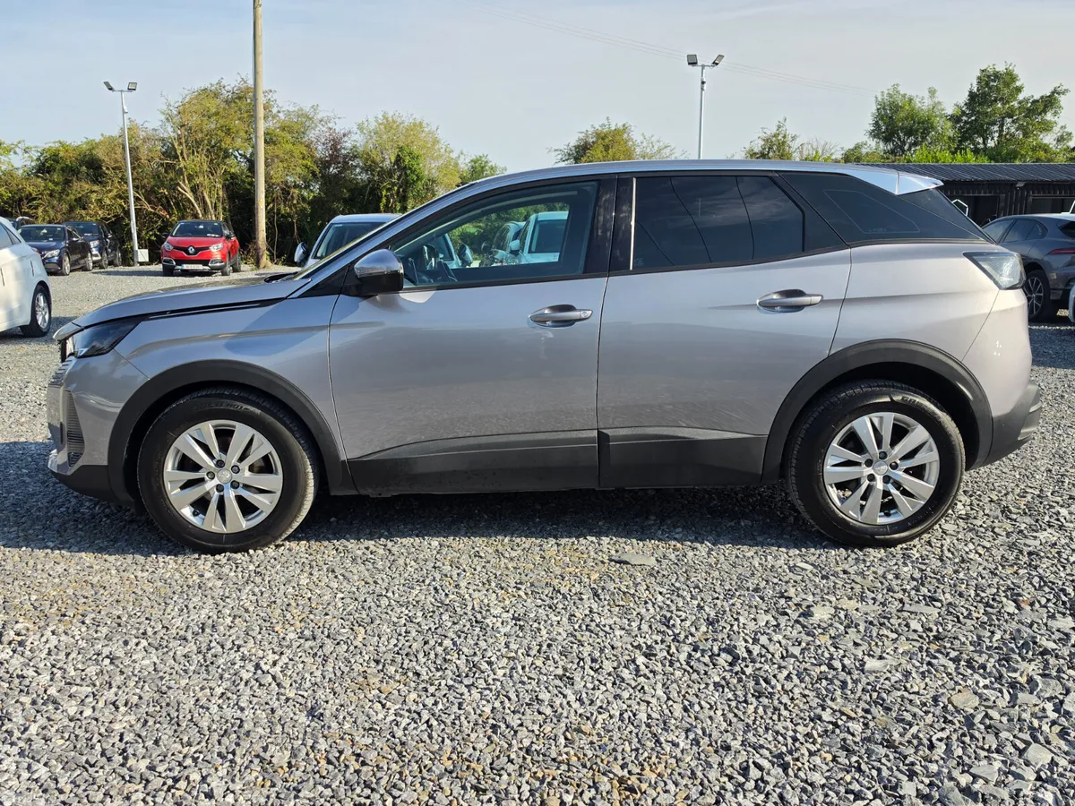 Peugeot 3008 MPV, Diesel, 2021, Grey