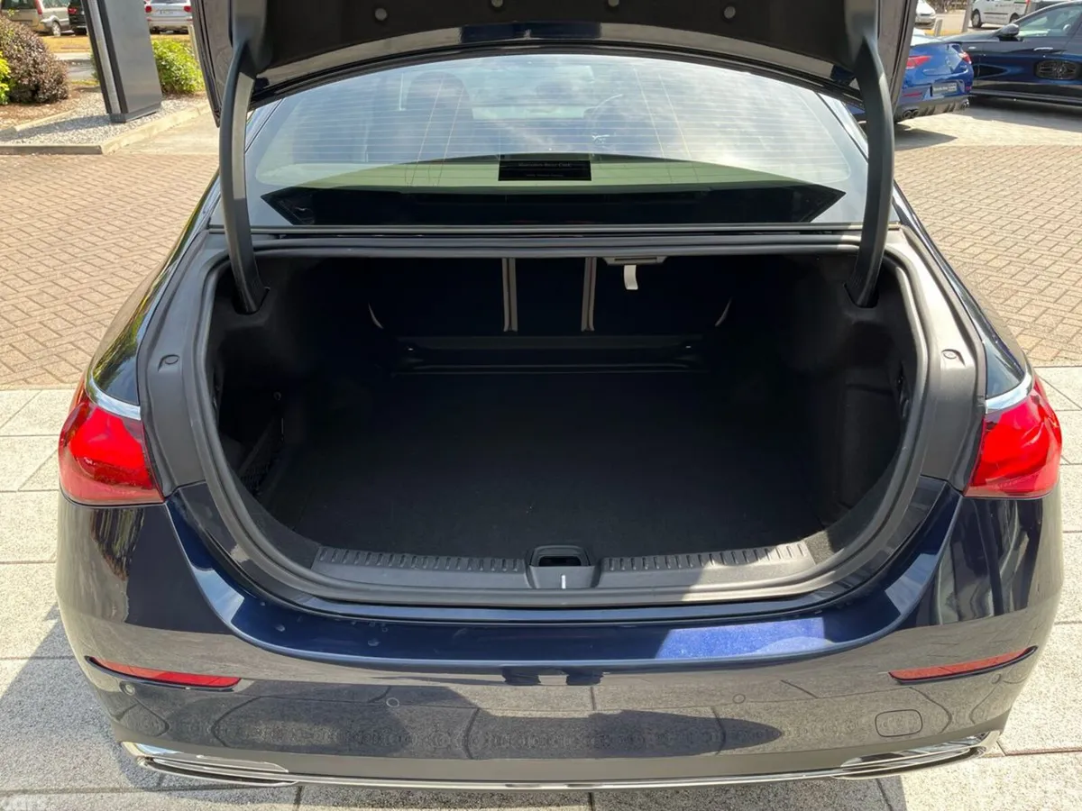 Mercedes-Benz E-Class Saloon, Diesel Hybrid, 2024, Blue