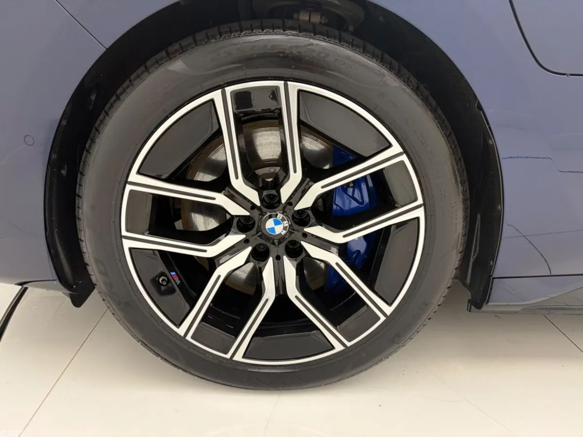 BMW 7-Series Saloon, Petrol Plug-in Hybrid, 2025, Blue
