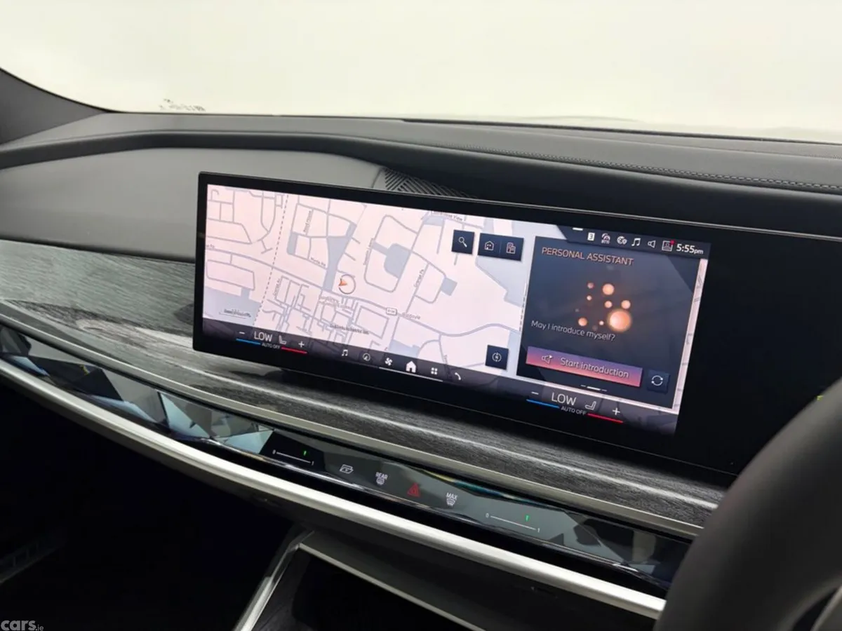 BMW 7-Series Saloon, Petrol Plug-in Hybrid, 2025, Blue