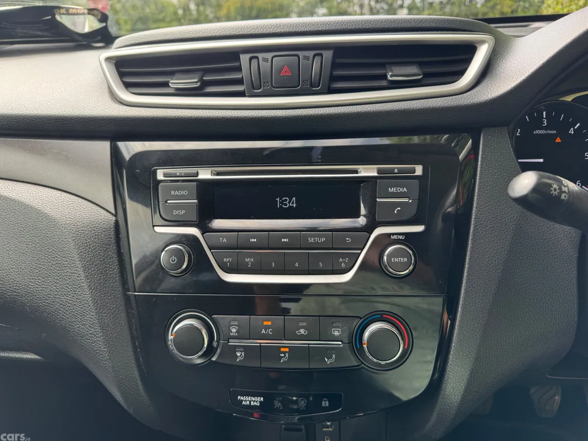 Nissan X-Trail SUV, Diesel, 2015, Red