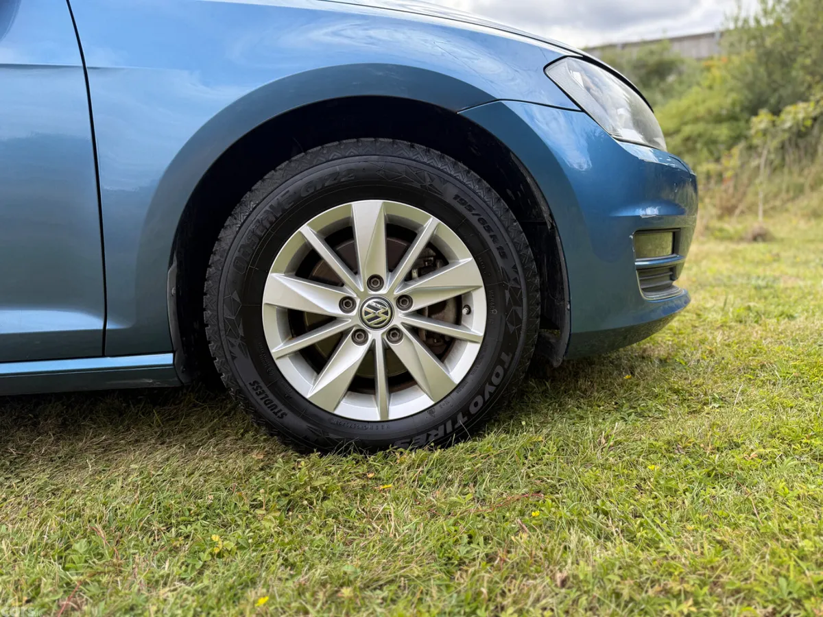 Volkswagen Golf Hatchback, Petrol, 2015, Blue