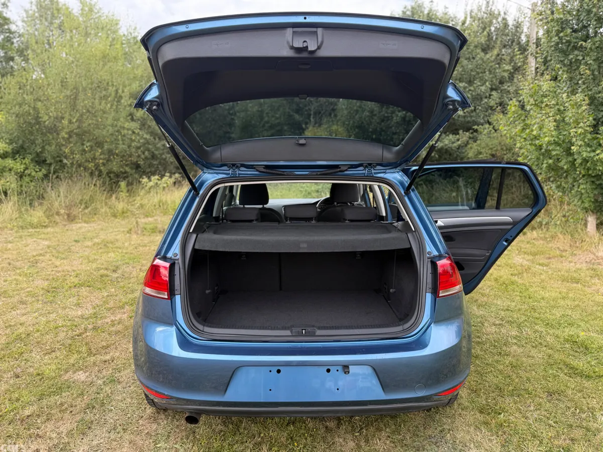 Volkswagen Golf Hatchback, Petrol, 2015, Blue