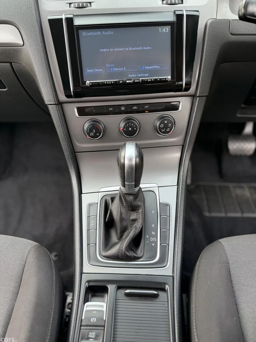 Volkswagen Golf Hatchback, Petrol, 2015, Blue