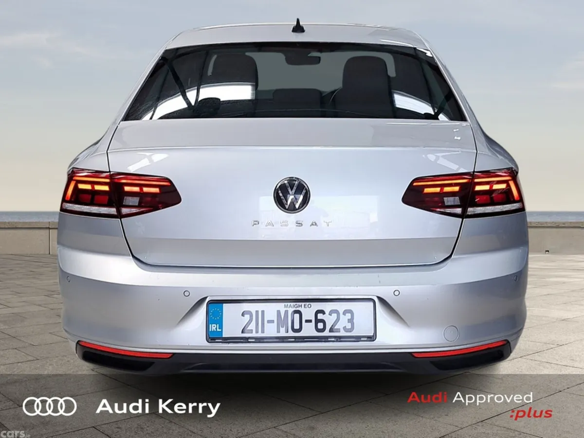 Volkswagen Passat Saloon, Diesel, 2021, Grey