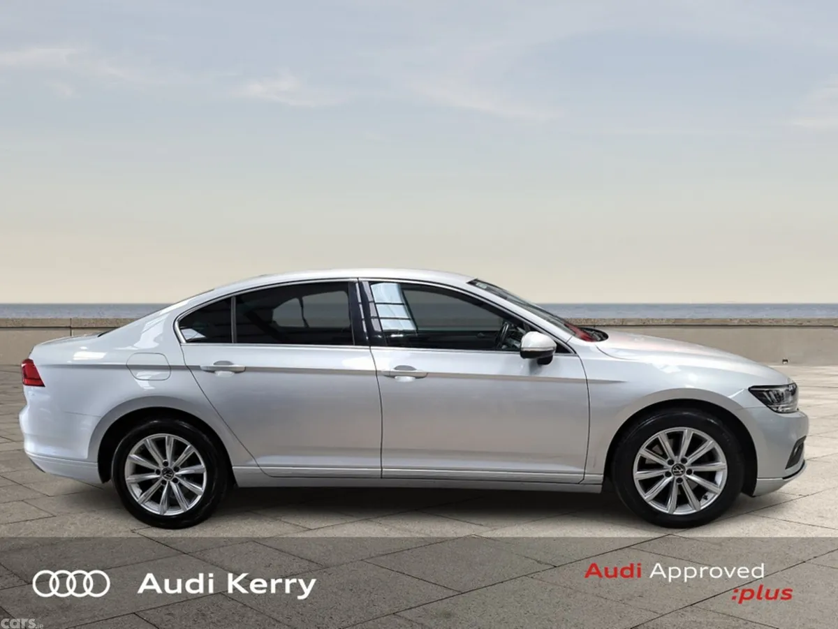 Volkswagen Passat Saloon, Diesel, 2021, Grey
