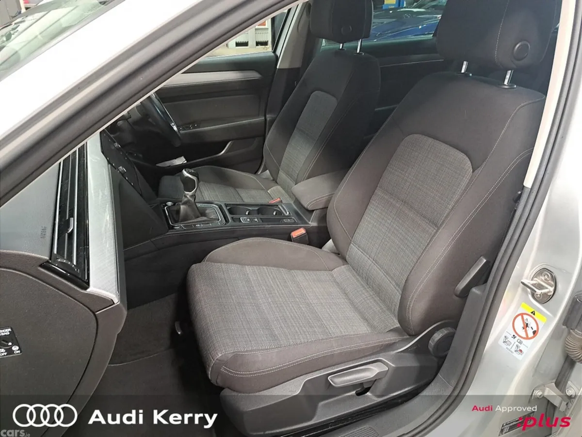 Volkswagen Passat Saloon, Diesel, 2021, Grey