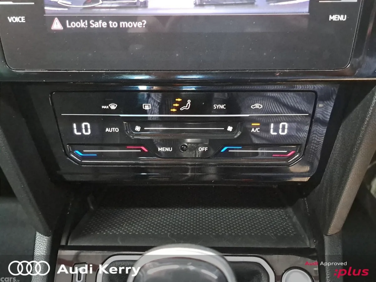 Volkswagen Passat Saloon, Diesel, 2021, Grey